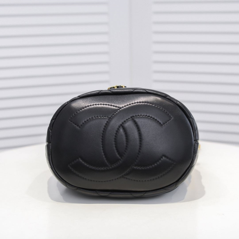 Ch**el bucket bags